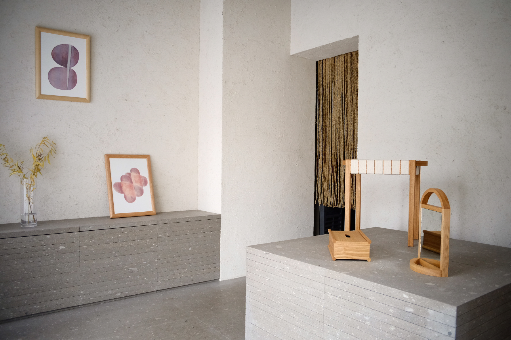 YAE | 展示会 THE BOX AND ITS RESONANCE
